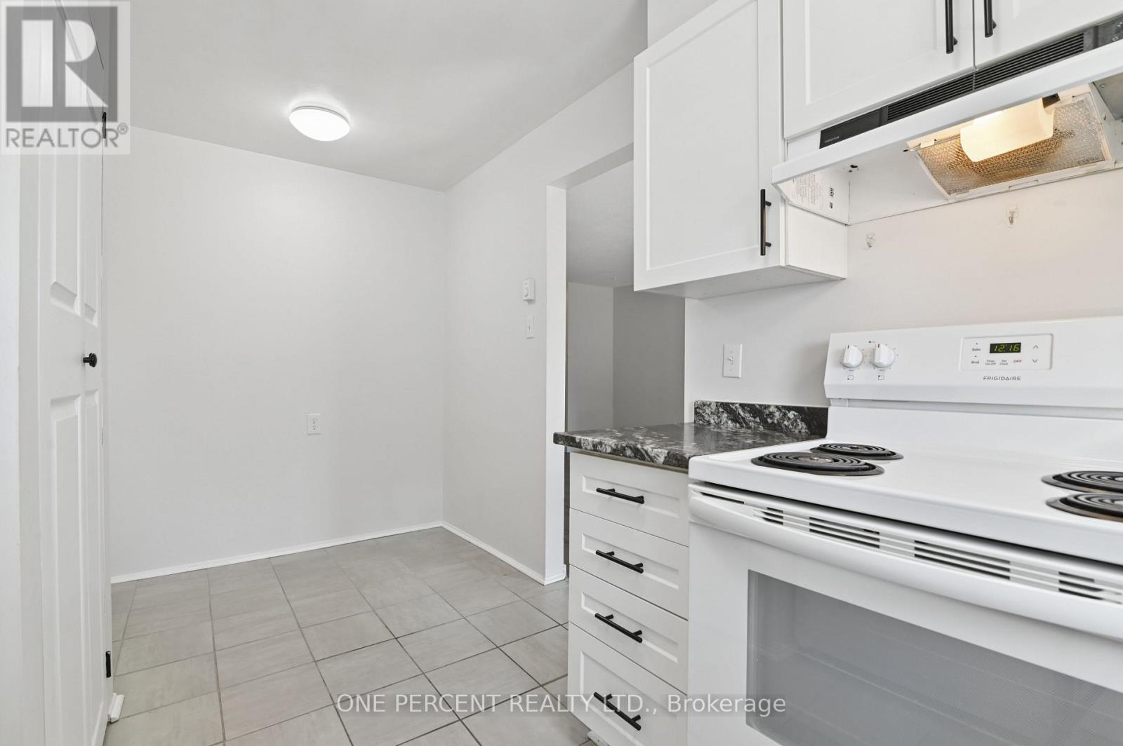 204 - 250 Brittany Drive, Ottawa, Ontario  K1K 4M1 - Photo 13 - X13739766