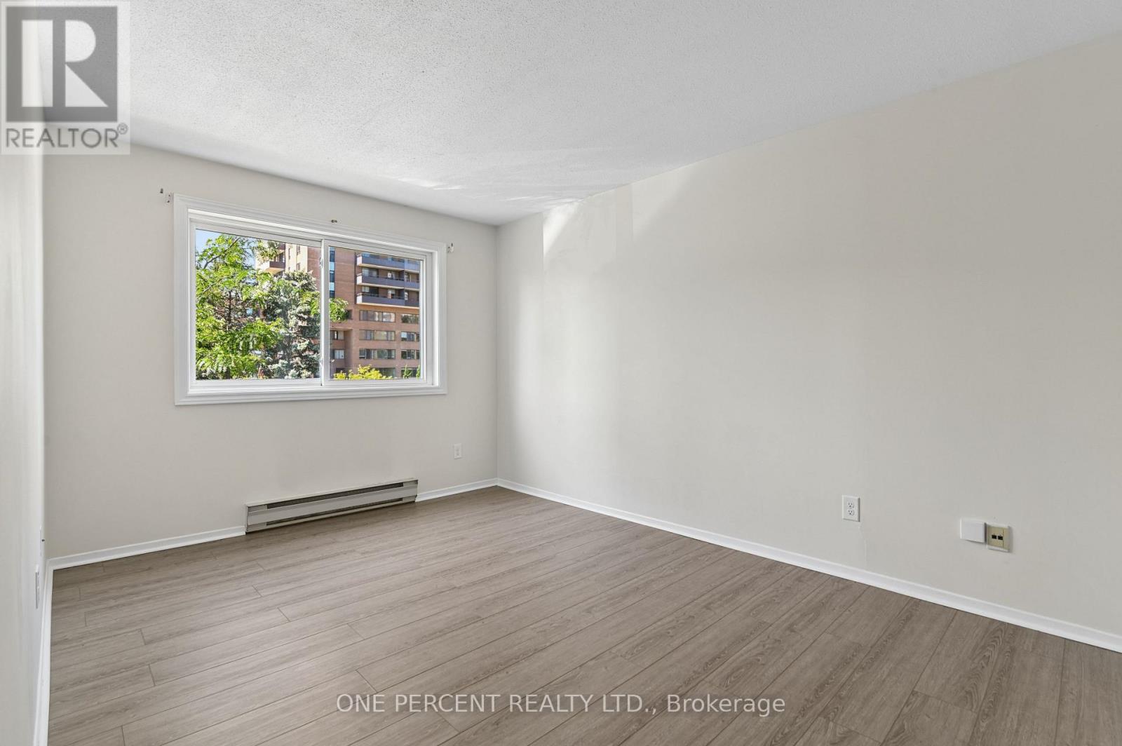 204 - 250 Brittany Drive, Ottawa, Ontario  K1K 4M1 - Photo 18 - X13739766