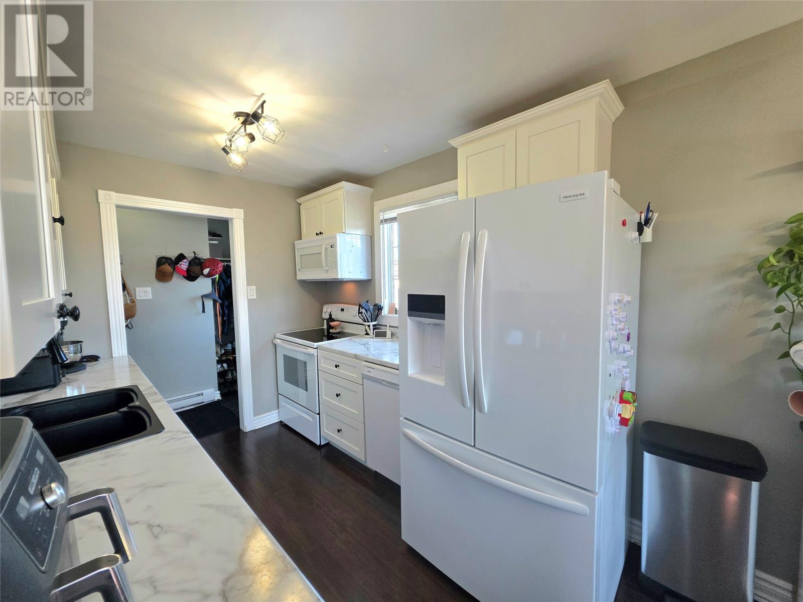 215 Cartwright Street, Labrador City — photo 9