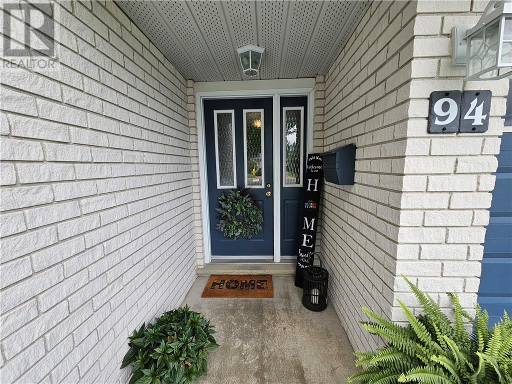 94 Renee Crescent, Garson, Ontario  P3L 1B7 - Photo 1 - 2130122