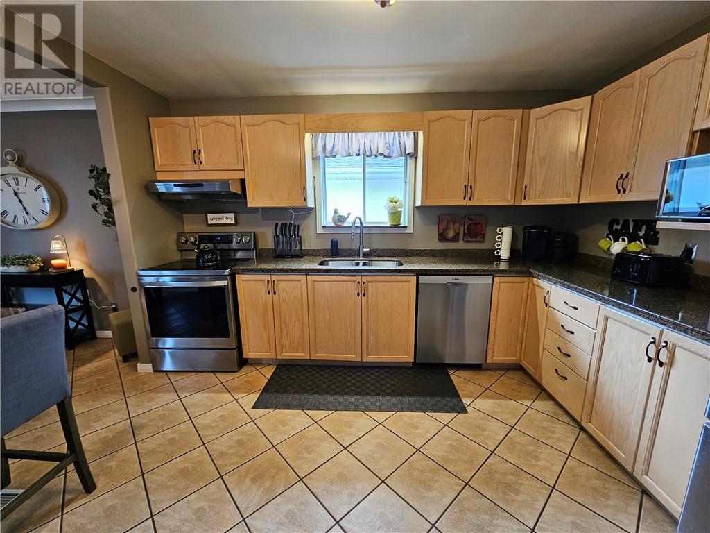 94 Renee Crescent, Garson, Ontario  P3L 1B7 - Photo 12 - 2130122