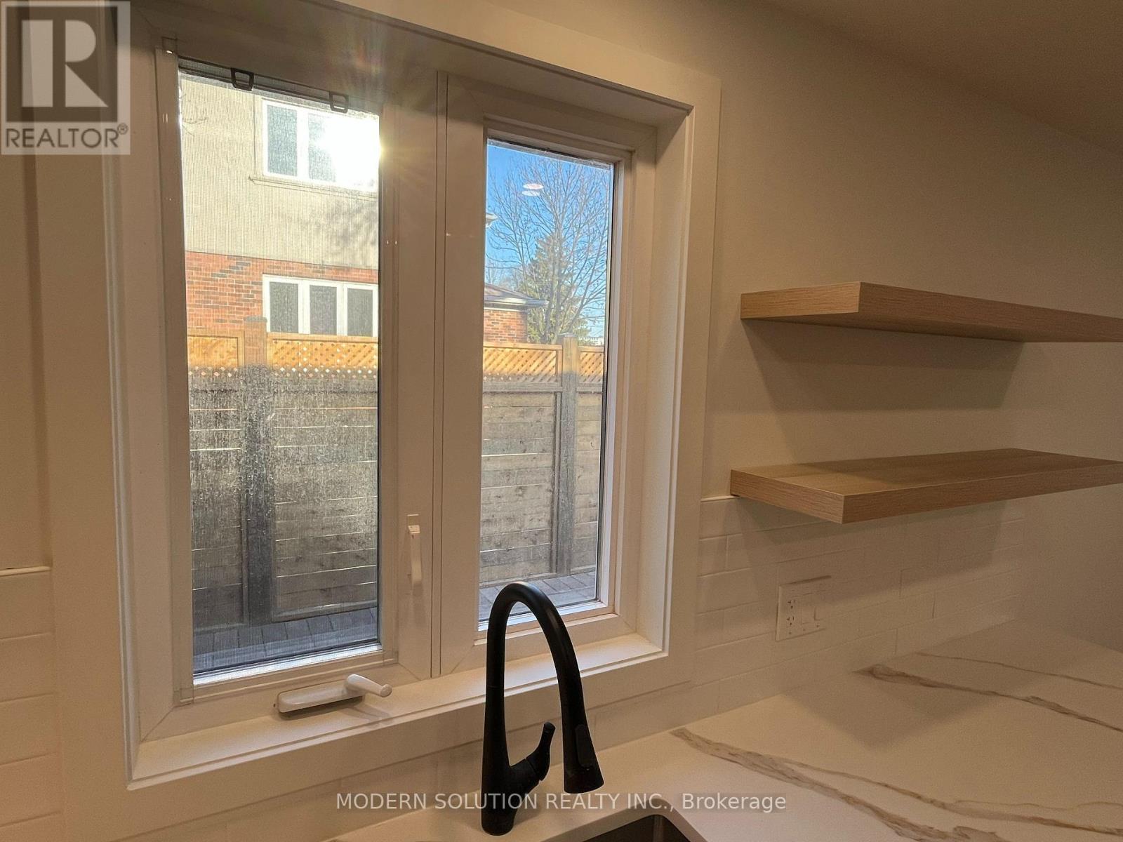 23 Tilden Crescent, Toronto, Ontario  M9P 1V6 - Photo 13 - W13524220
