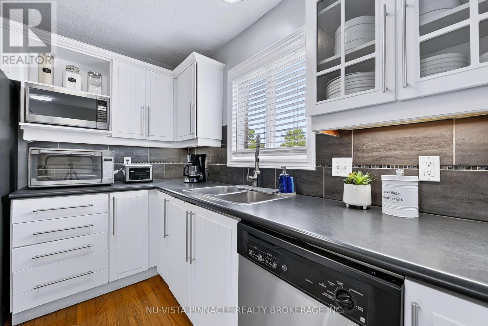 2871 Meadowgate Boulevard, London South, Ontario  N6M 1L3 - Photo 16 - X13739774
