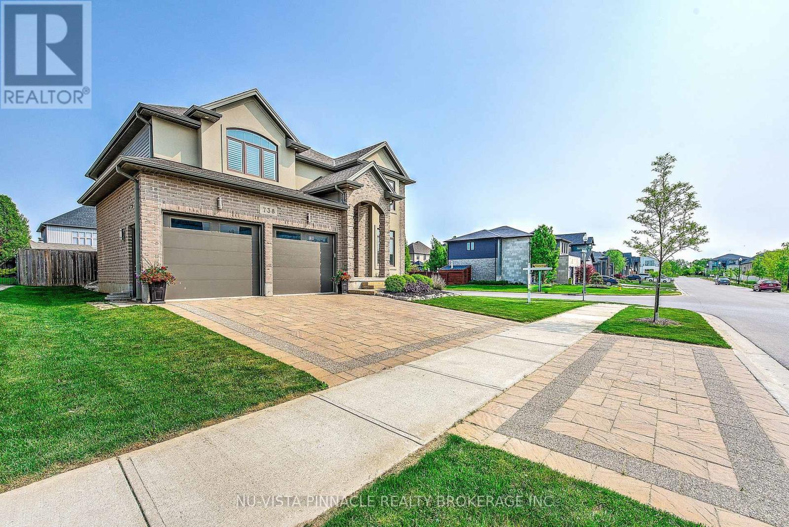 738 Hickoryridge Common, London North, Ontario  N6G 0M9 - Photo 2 - X13739868