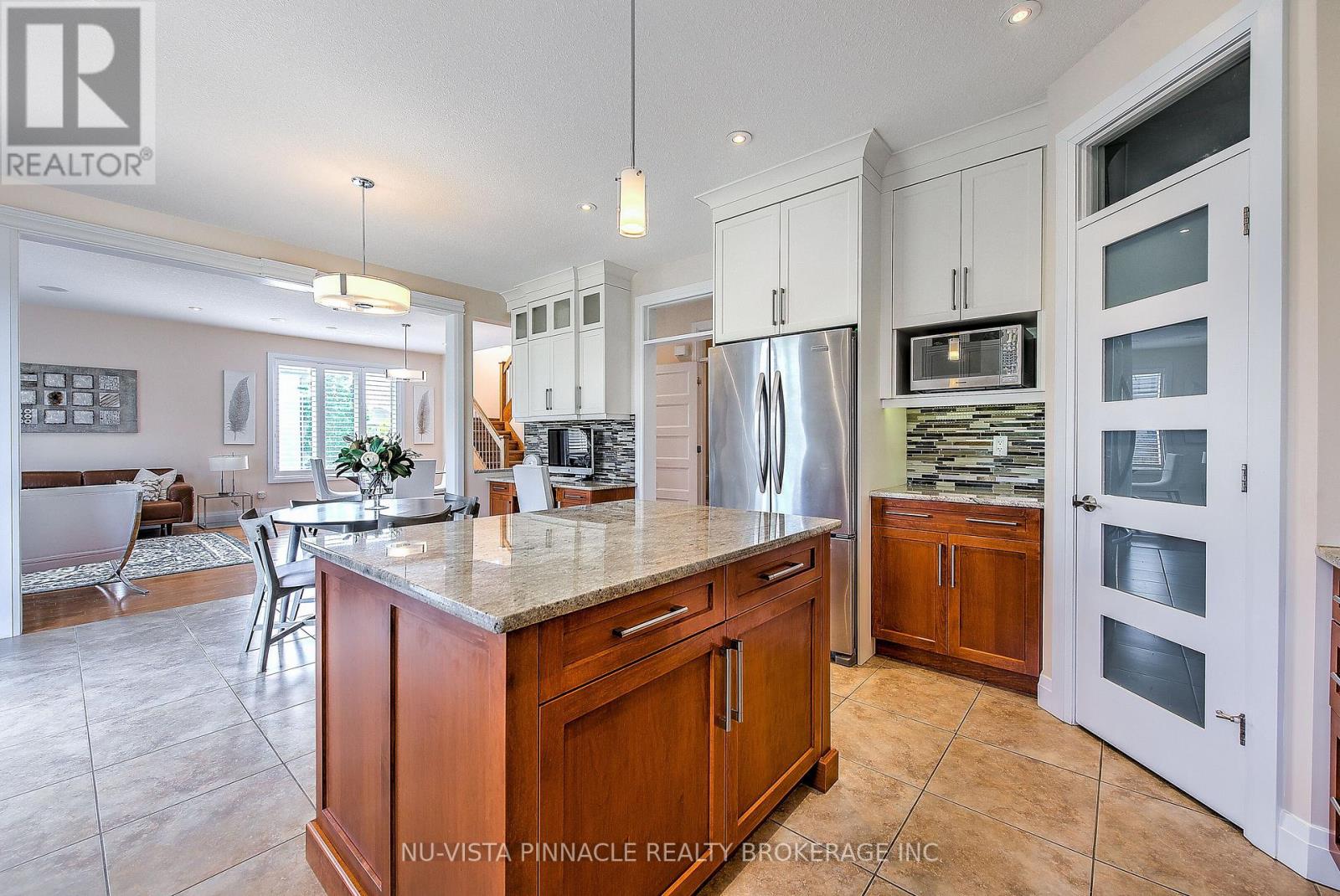 738 Hickoryridge Common, London North, Ontario  N6G 0M9 - Photo 21 - X13739868