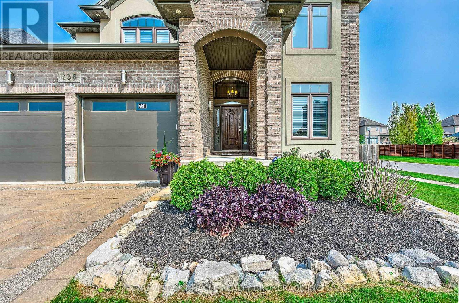 738 Hickoryridge Common, London North, Ontario  N6G 0M9 - Photo 5 - X13739868