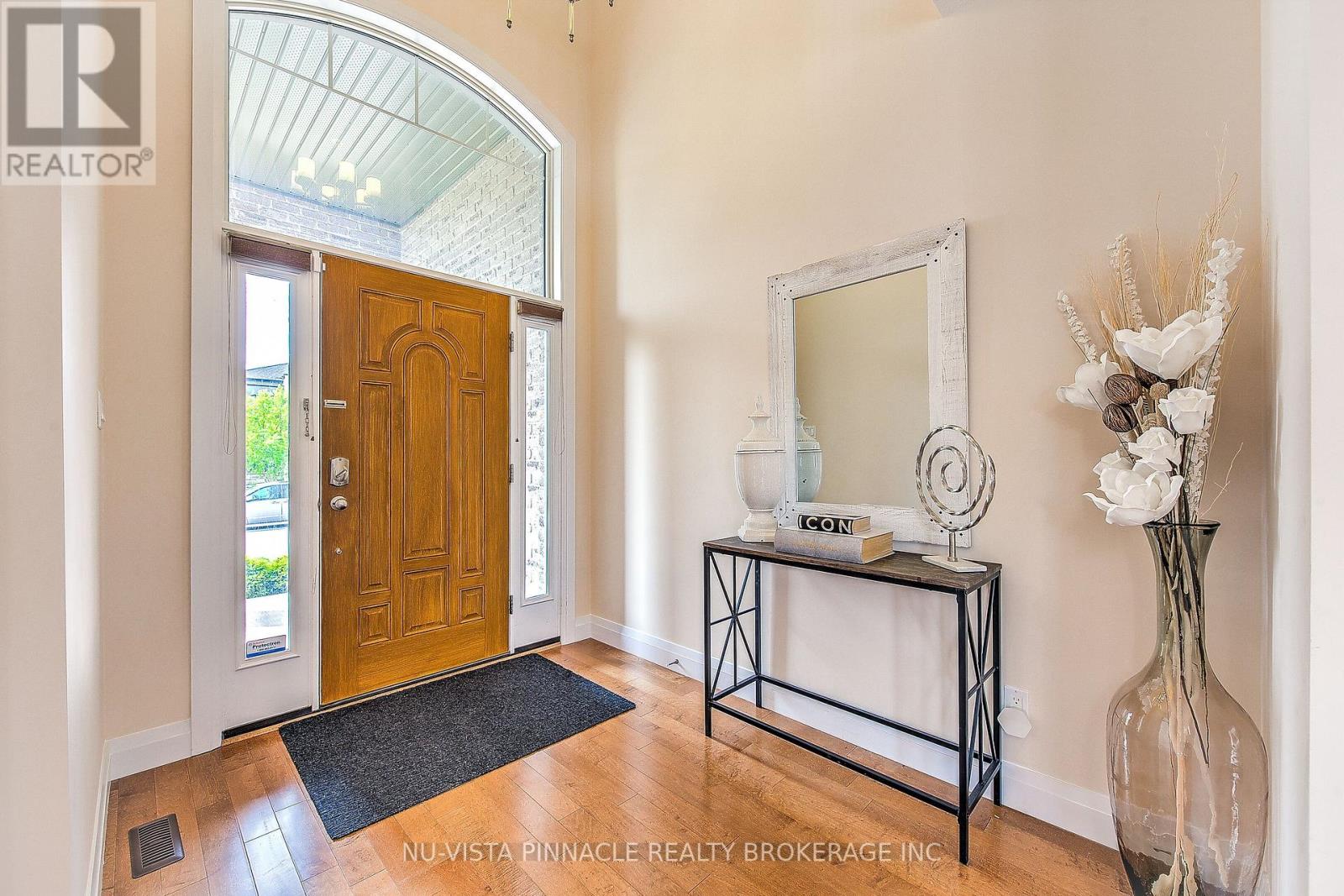 738 Hickoryridge Common, London North, Ontario  N6G 0M9 - Photo 6 - X13739868