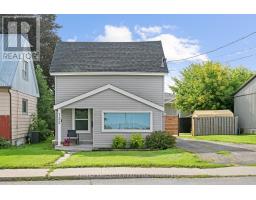 132 EDWARD STREET S, Arnprior, Ontario