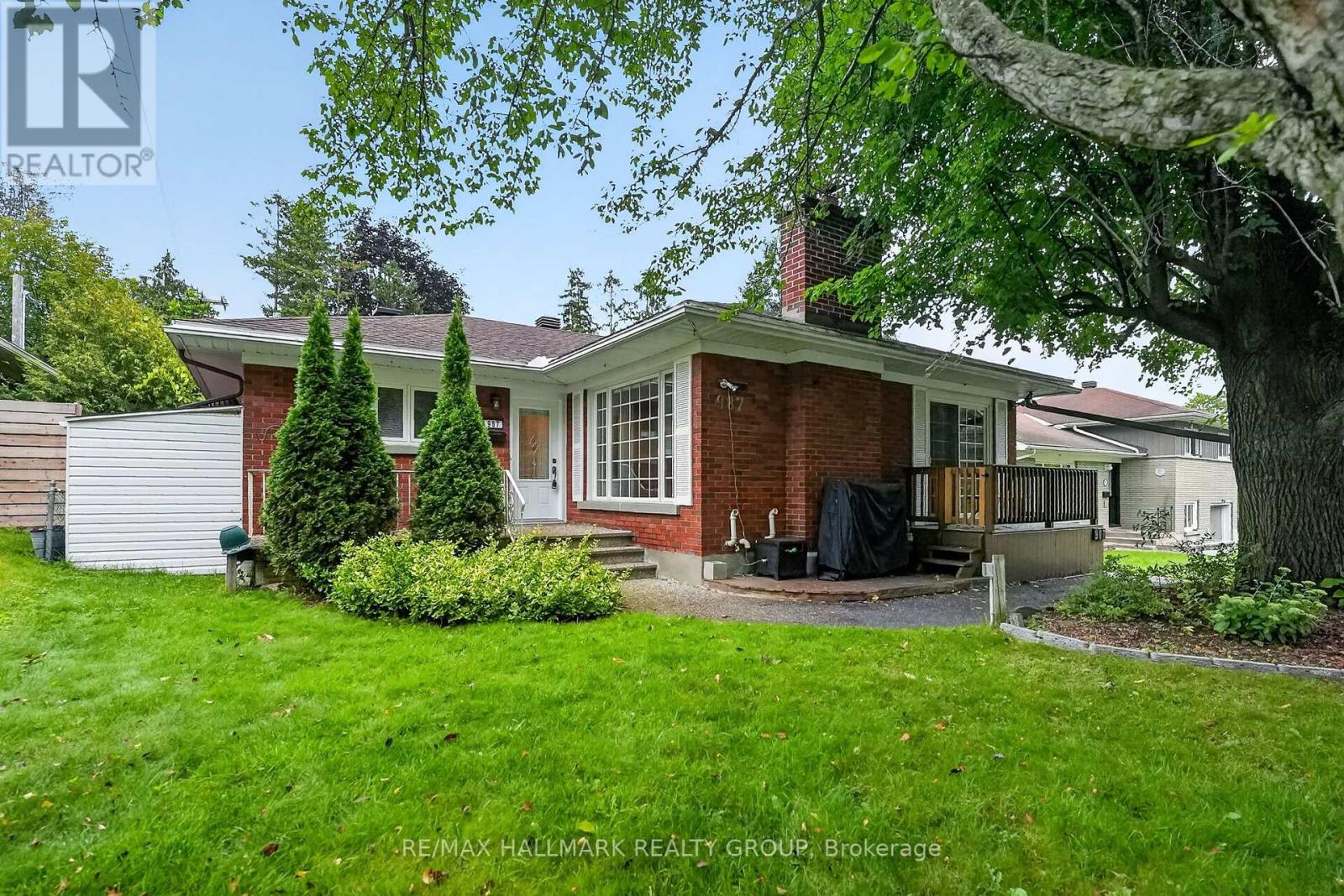 987 NEVILLE STREET, Ottawa, Ontario