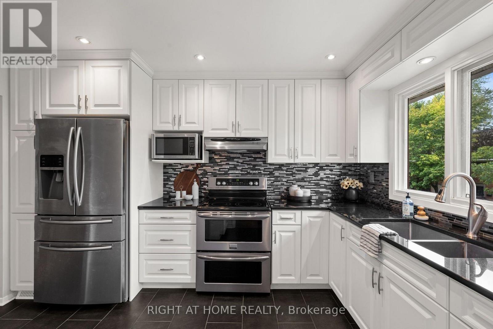 9 Marco Lane, Ottawa, Ontario  K1S 5A1 - Photo 10 - X13739872