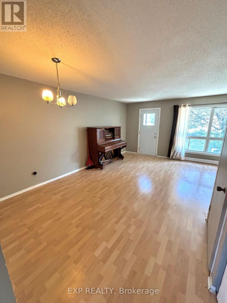 10 - 41 Pixley Private, Ottawa, Ontario  K1G 4C3 - Photo 3 - X13739890