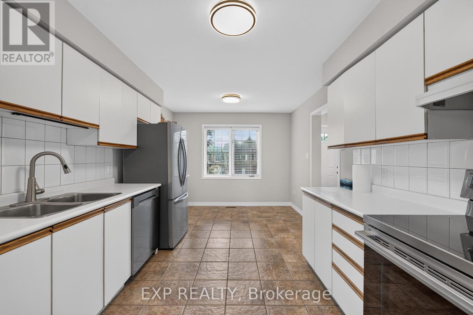 4385 Henry Avenue, Lincoln, Ontario  L0R 1B6 - Photo 9 - X13739772