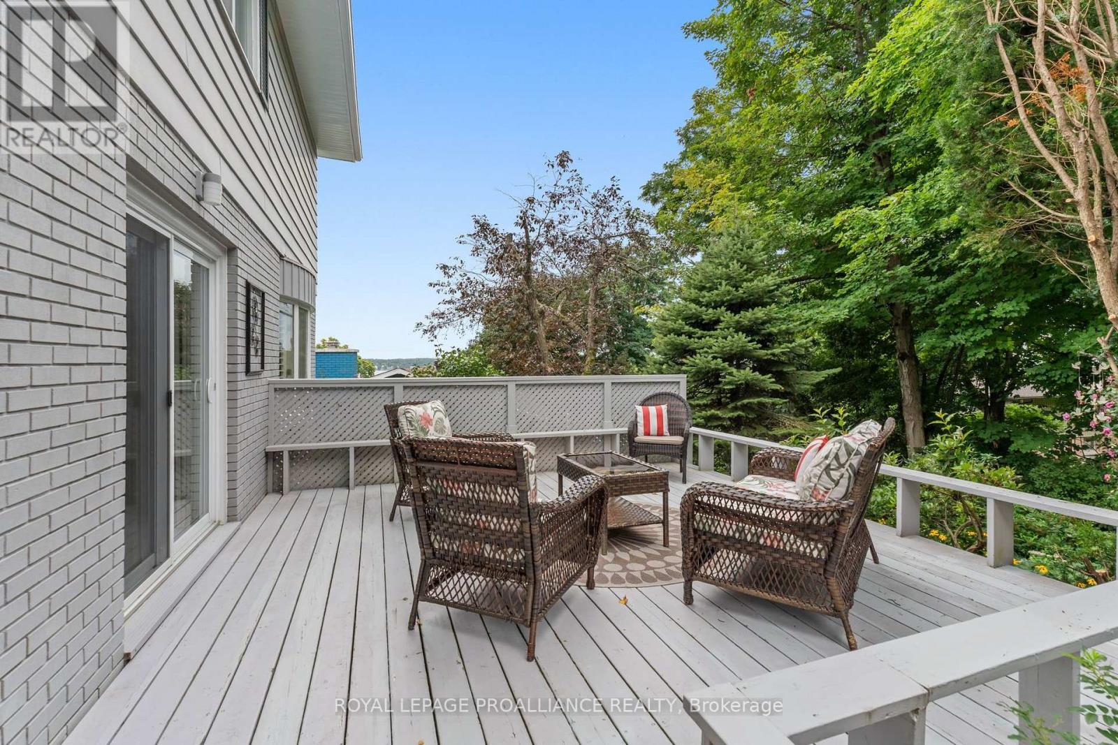 5 Rockcliffe Road, Brockville, Ontario  K6C 5Z5 - Photo 46 - X13739856