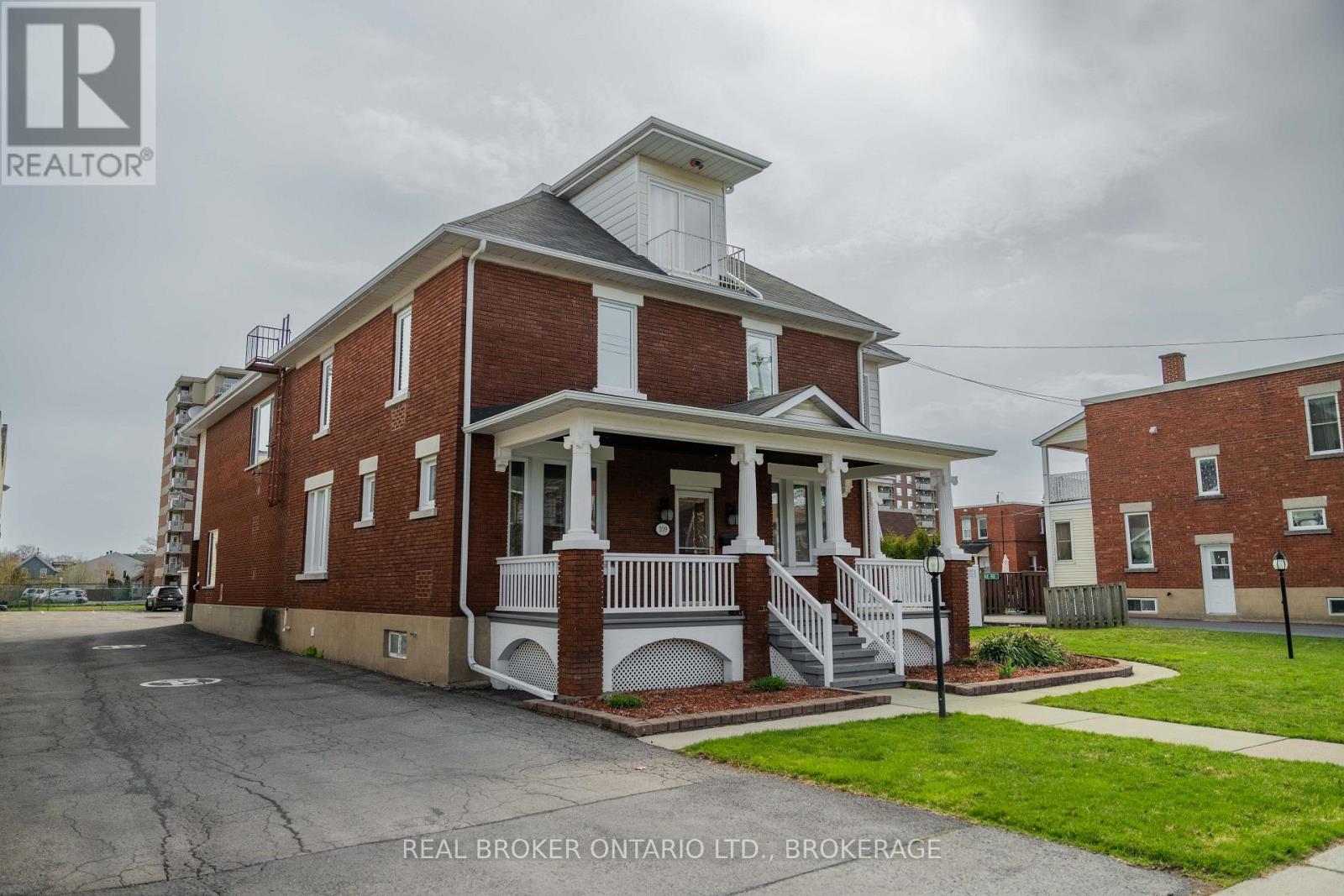 109 York Street, Cornwall, Ontario  K6J 3Y9 - Photo 2 - X13739792