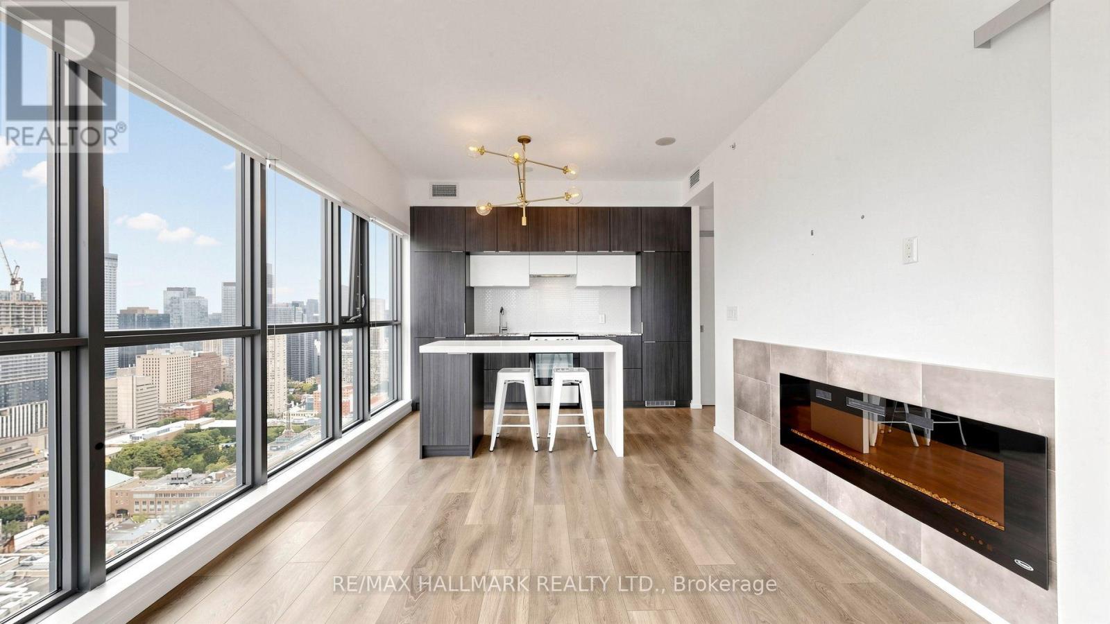 3901 - 159 Dundas Street E, Toronto, Ontario  M5B 0A9 - Photo 2 - C13739832