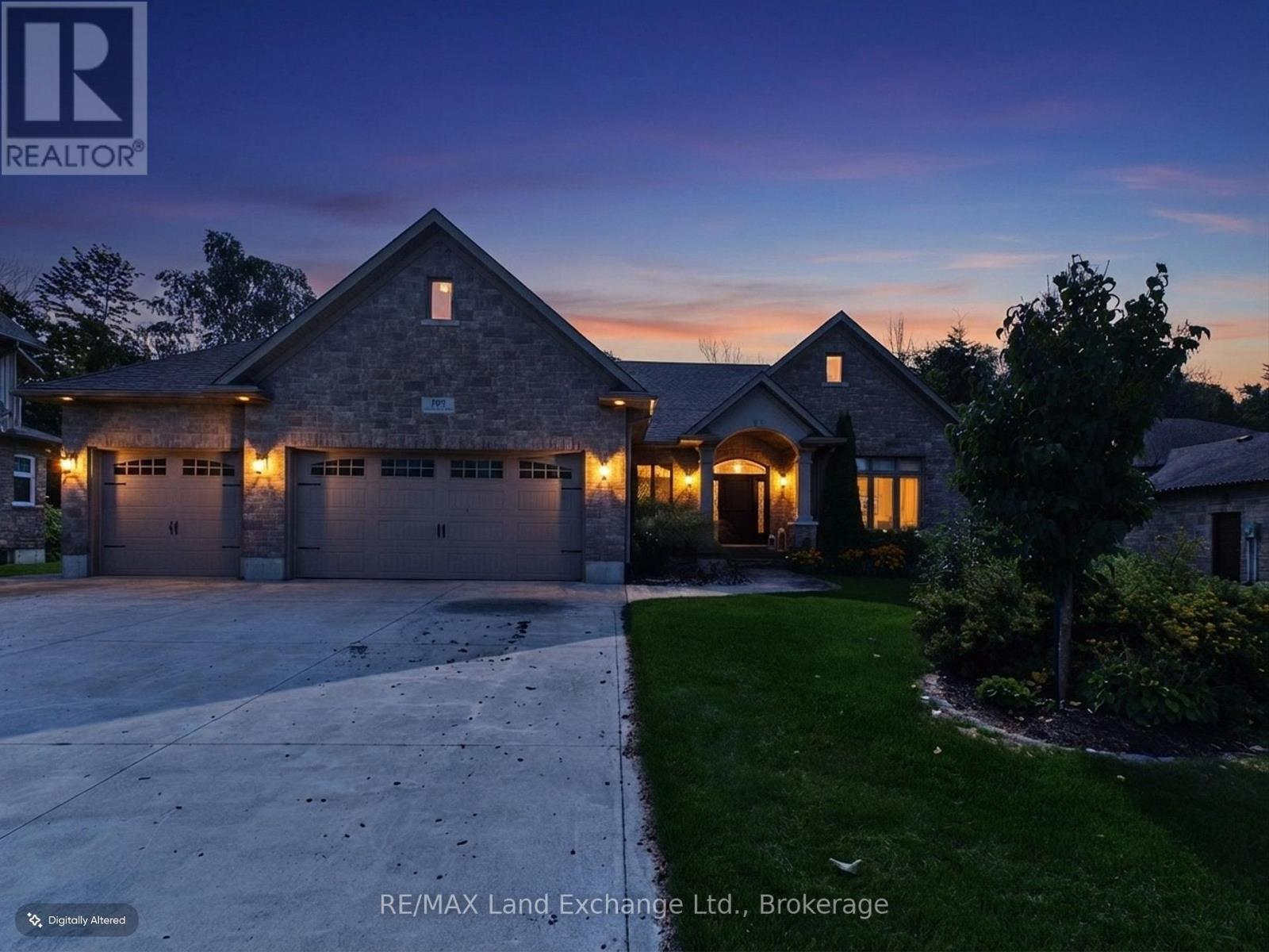 192 Birchwood Avenue, Kincardine, Ontario  N0G 2T0 - Photo 3 - X13739798