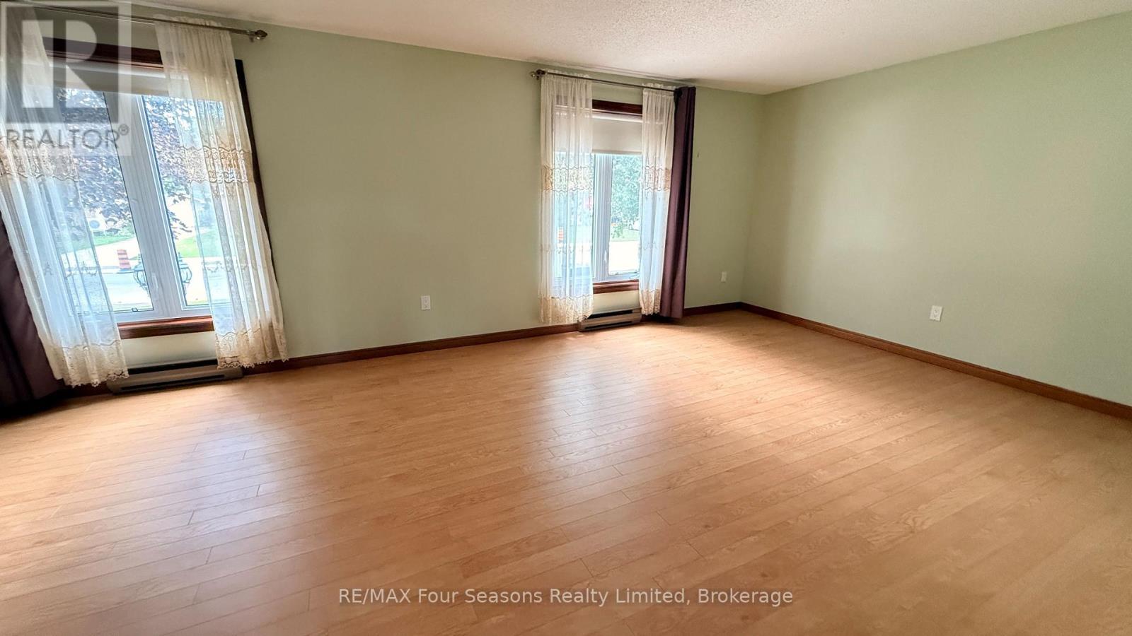 317 Bricker Street, Saugeen Shores, Ontario  N0H 2C1 - Photo 16 - X13739806