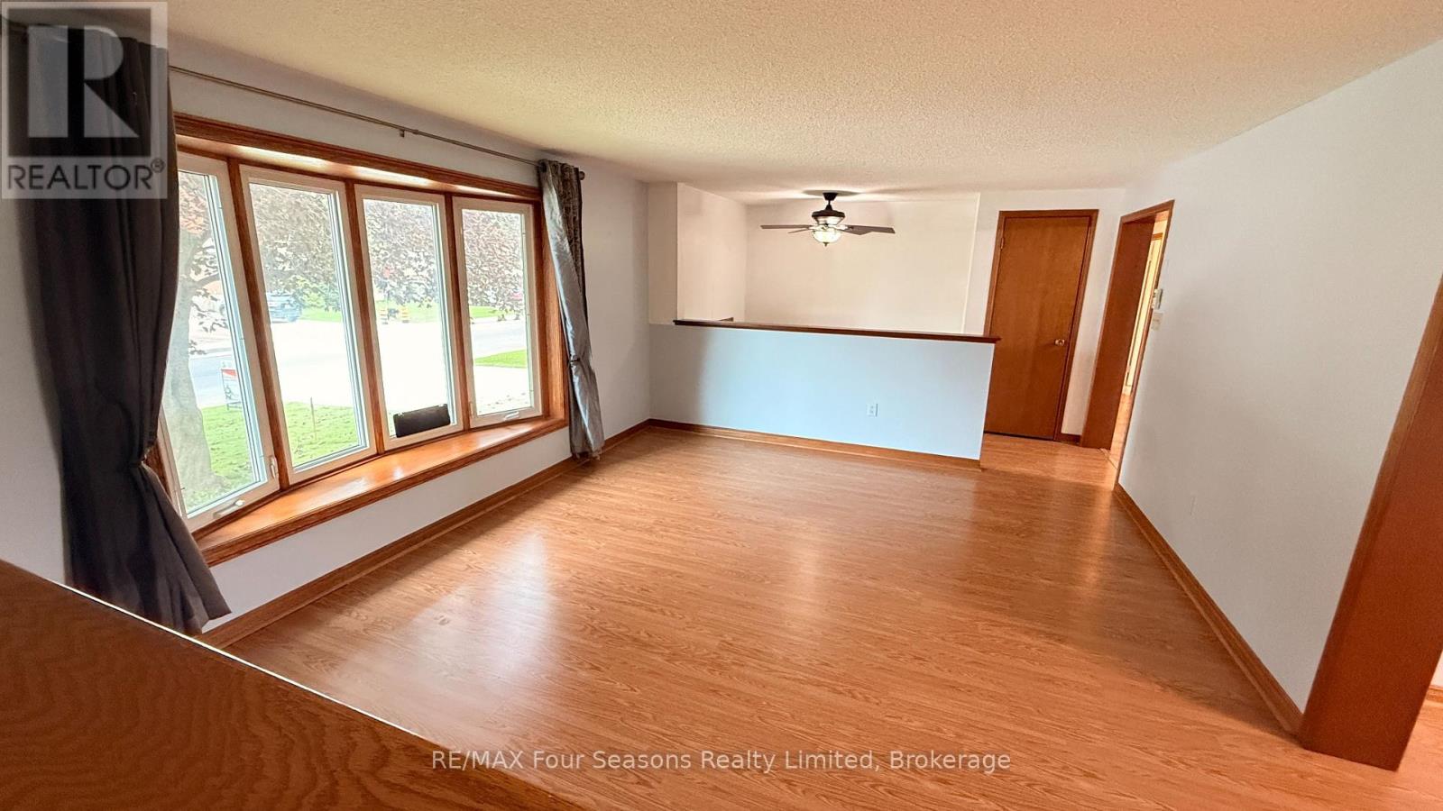 317 Bricker Street, Saugeen Shores, Ontario  N0H 2C1 - Photo 6 - X13739806