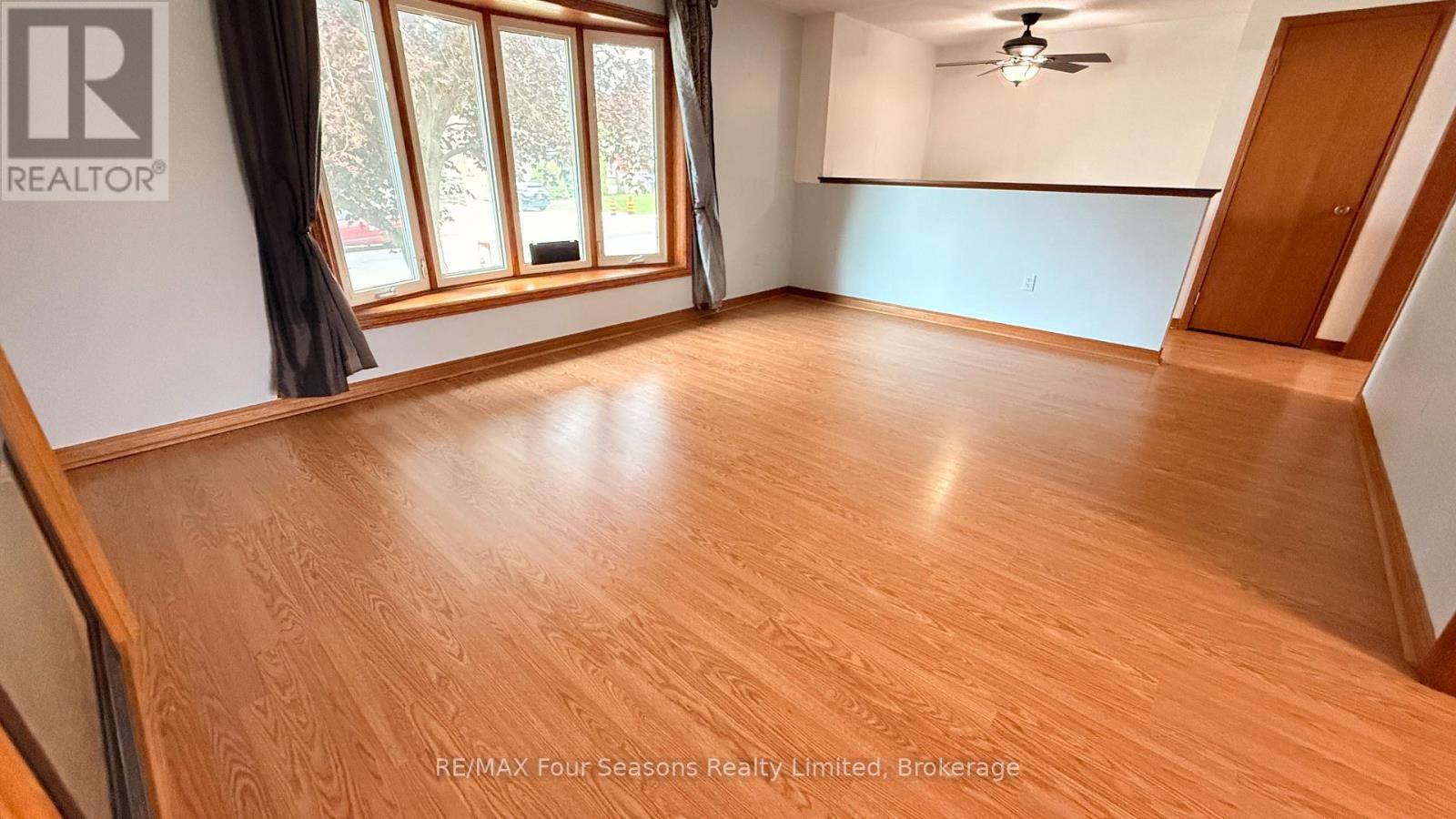317 Bricker Street, Saugeen Shores, Ontario  N0H 2C1 - Photo 7 - X13739806