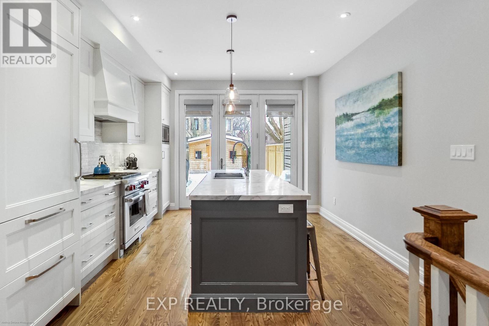 64 West Avenue, Toronto, Ontario  M4M 2L8 - Photo 10 - E13739770