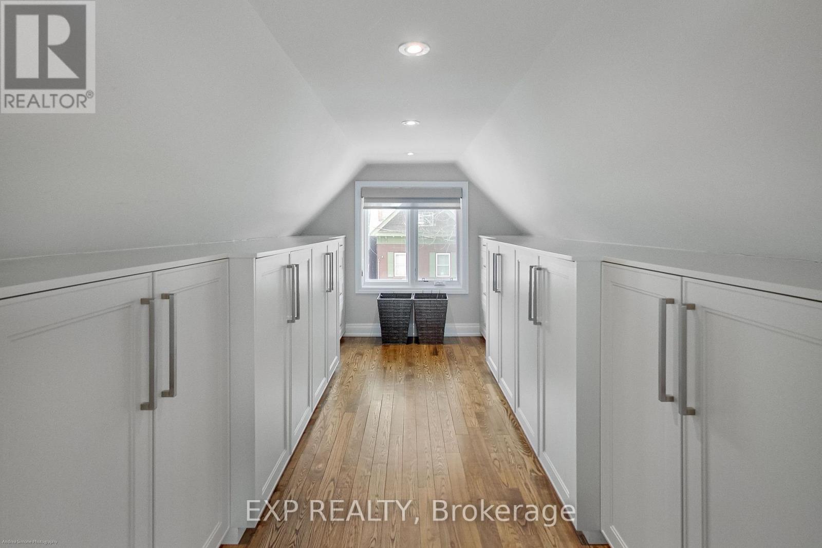 64 West Avenue, Toronto, Ontario  M4M 2L8 - Photo 22 - E13739770