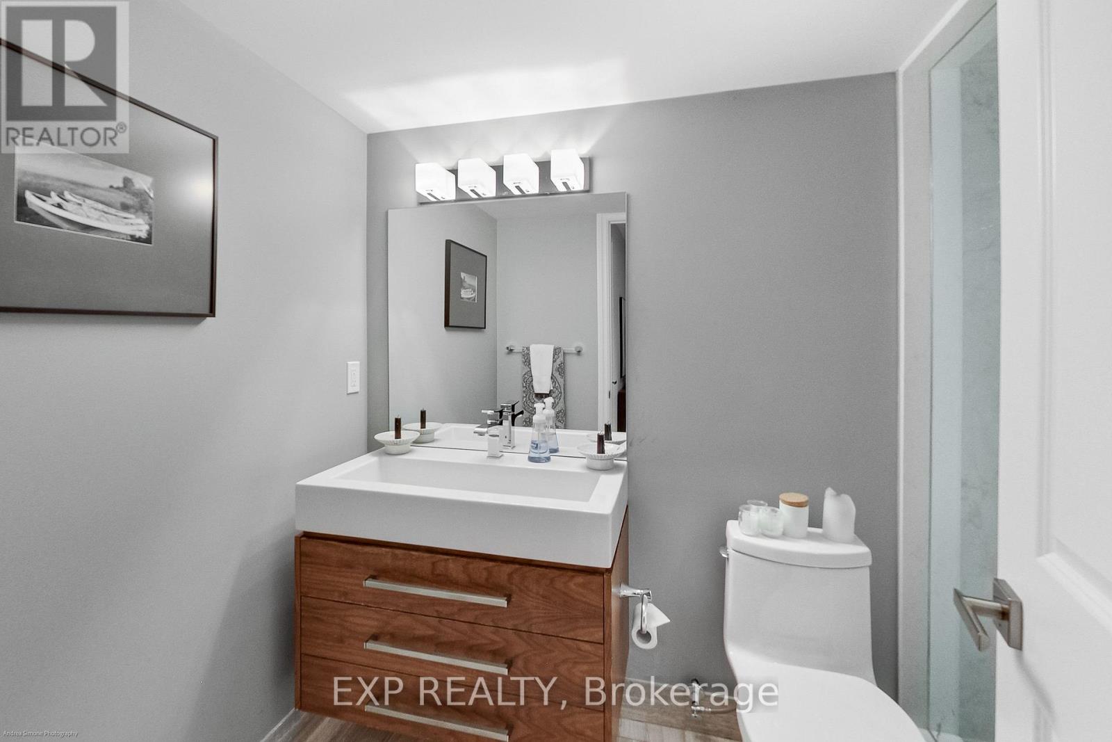 64 West Avenue, Toronto, Ontario  M4M 2L8 - Photo 26 - E13739770