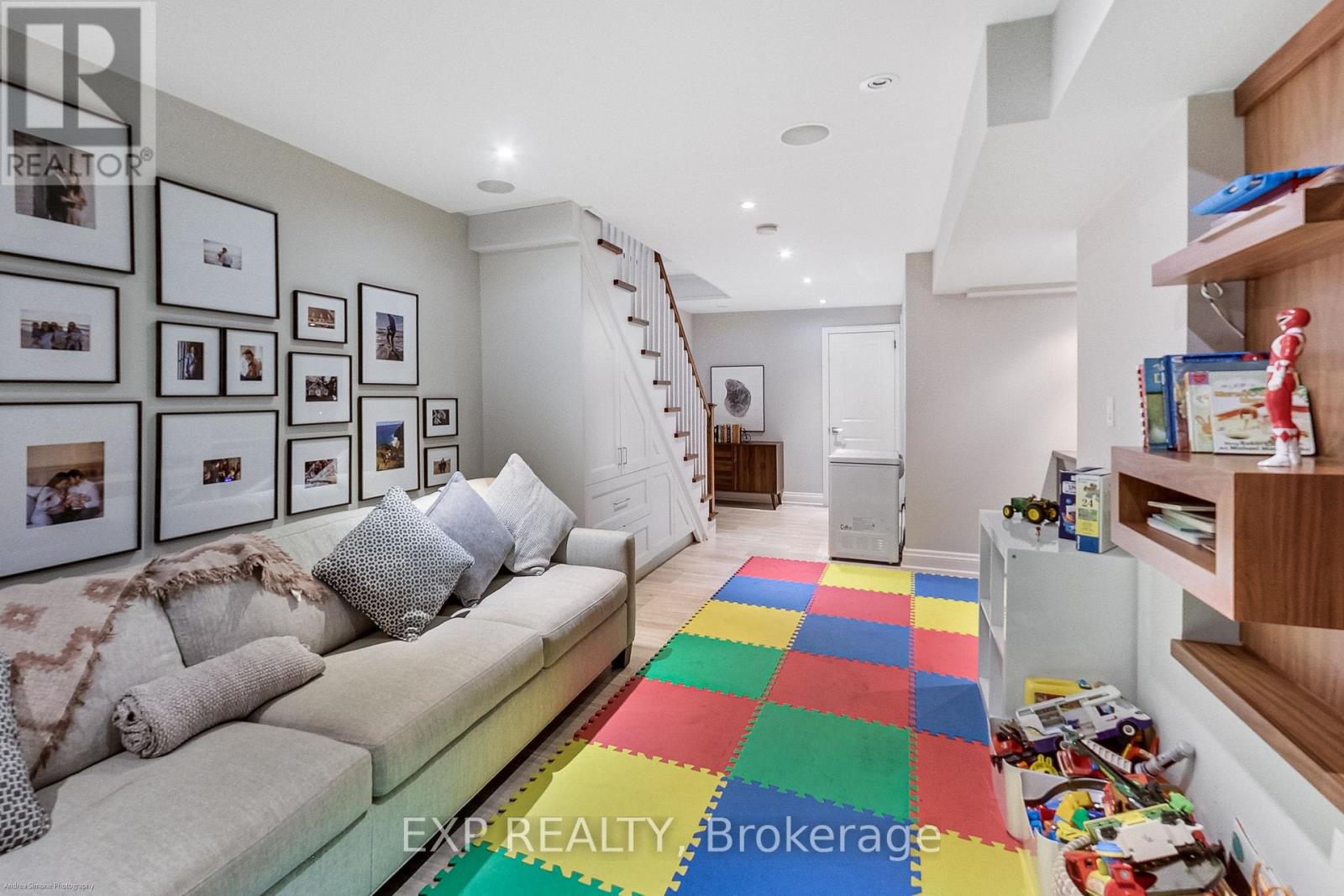 64 West Avenue, Toronto, Ontario  M4M 2L8 - Photo 31 - E13739770