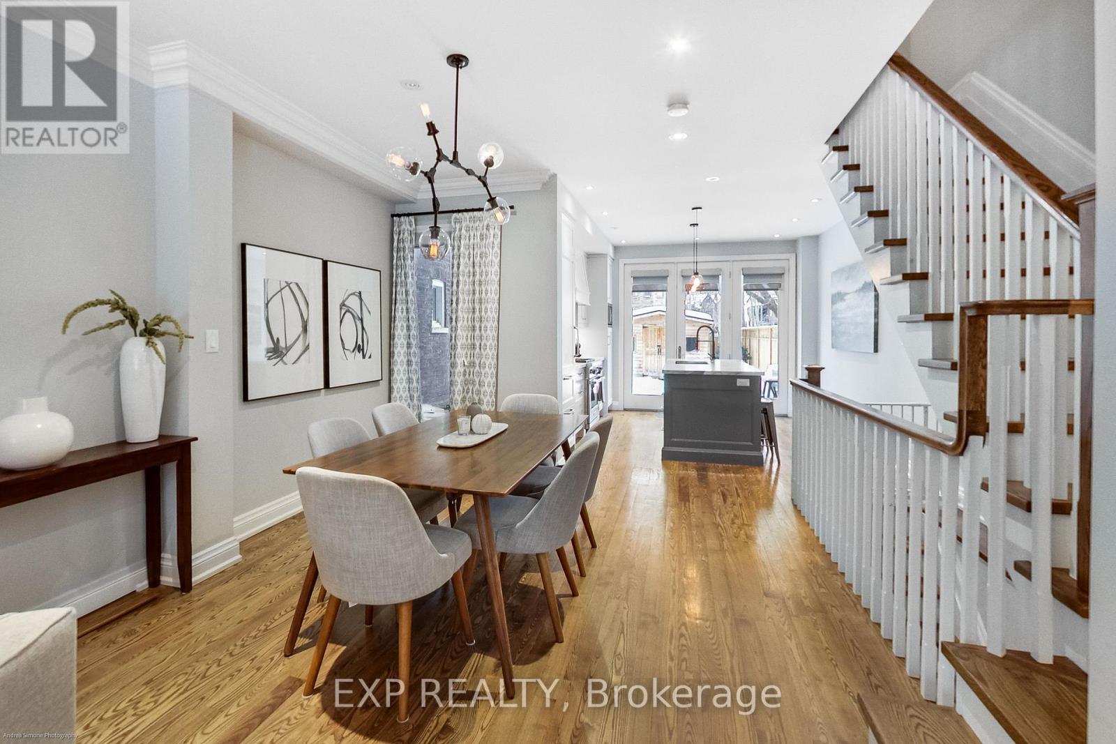64 West Avenue, Toronto, Ontario  M4M 2L8 - Photo 6 - E13739770