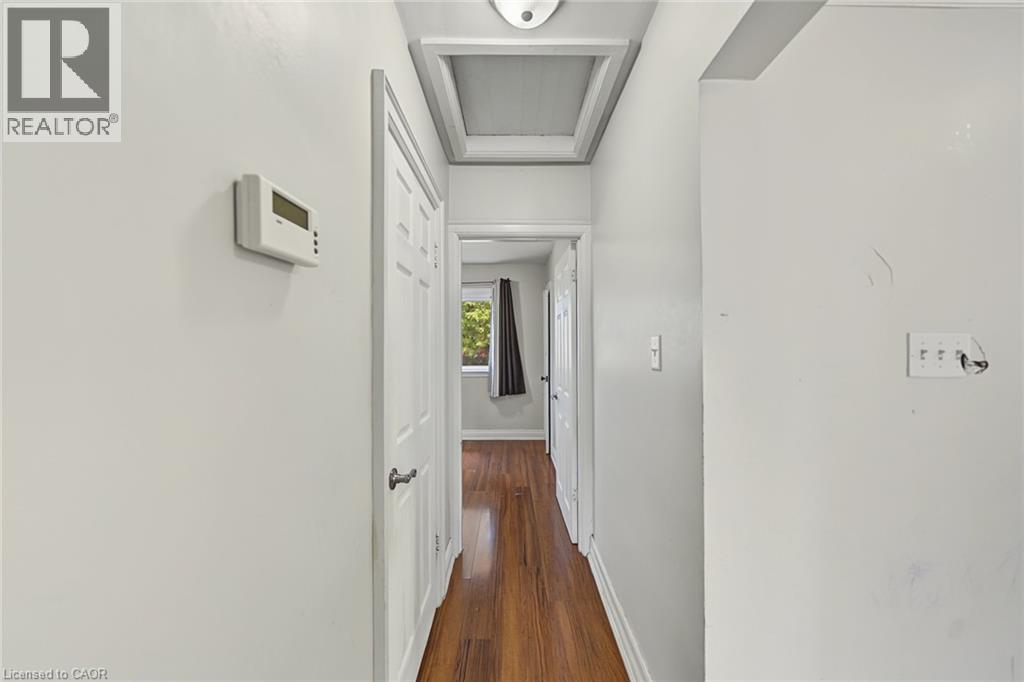 270 Weir Street N, Hamilton, Ontario  L8H 5G3 - Photo 9 - 40860011
