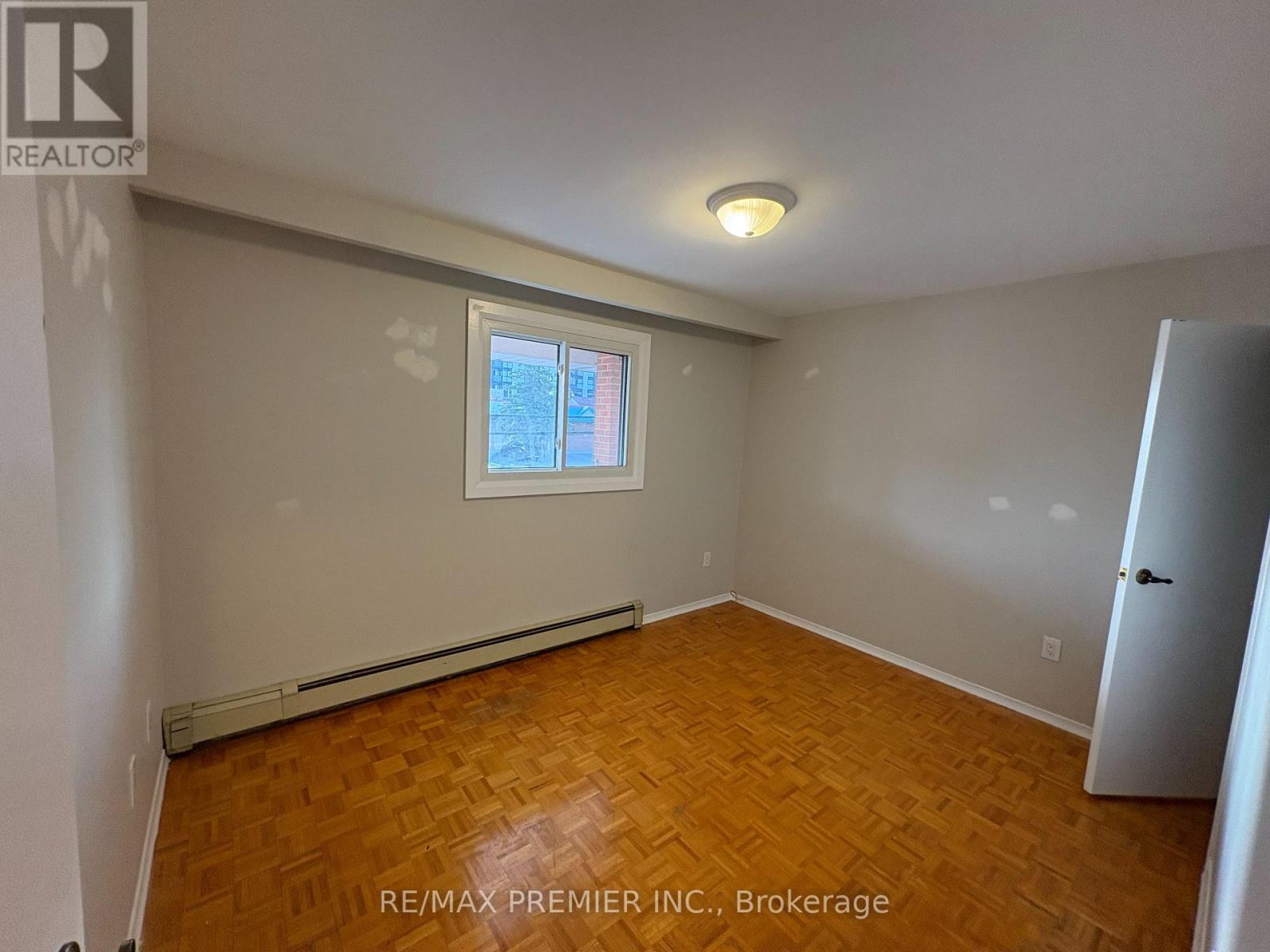 2 - 7955 Kipling Avenue, Vaughan, Ontario  L4L 1Z8 - Photo 5 - N13739784