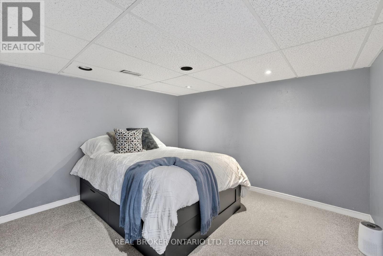 128 Olive Street, East Gwillimbury, Ontario  L9N 1M2 - Photo 24 - N13739874