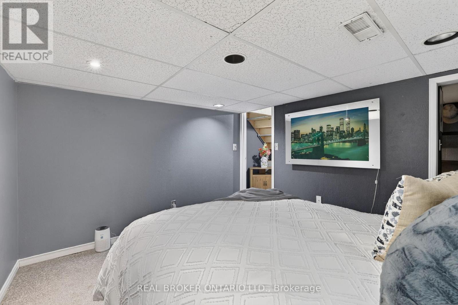 128 Olive Street, East Gwillimbury, Ontario  L9N 1M2 - Photo 25 - N13739874