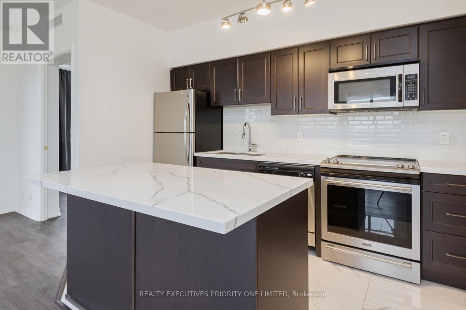 605 - 9225 Jane Street, Vaughan, Ontario  L6A 0J7 - Photo 10 - N13739904