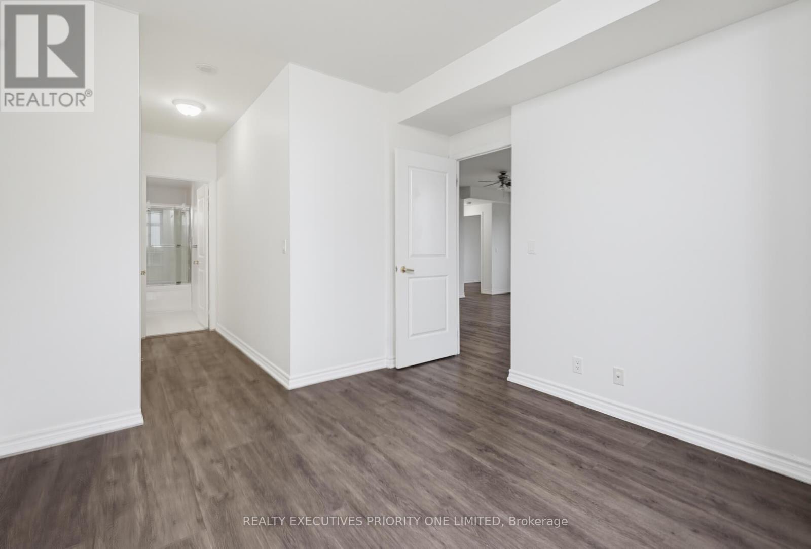605 - 9225 Jane Street, Vaughan, Ontario  L6A 0J7 - Photo 18 - N13739904