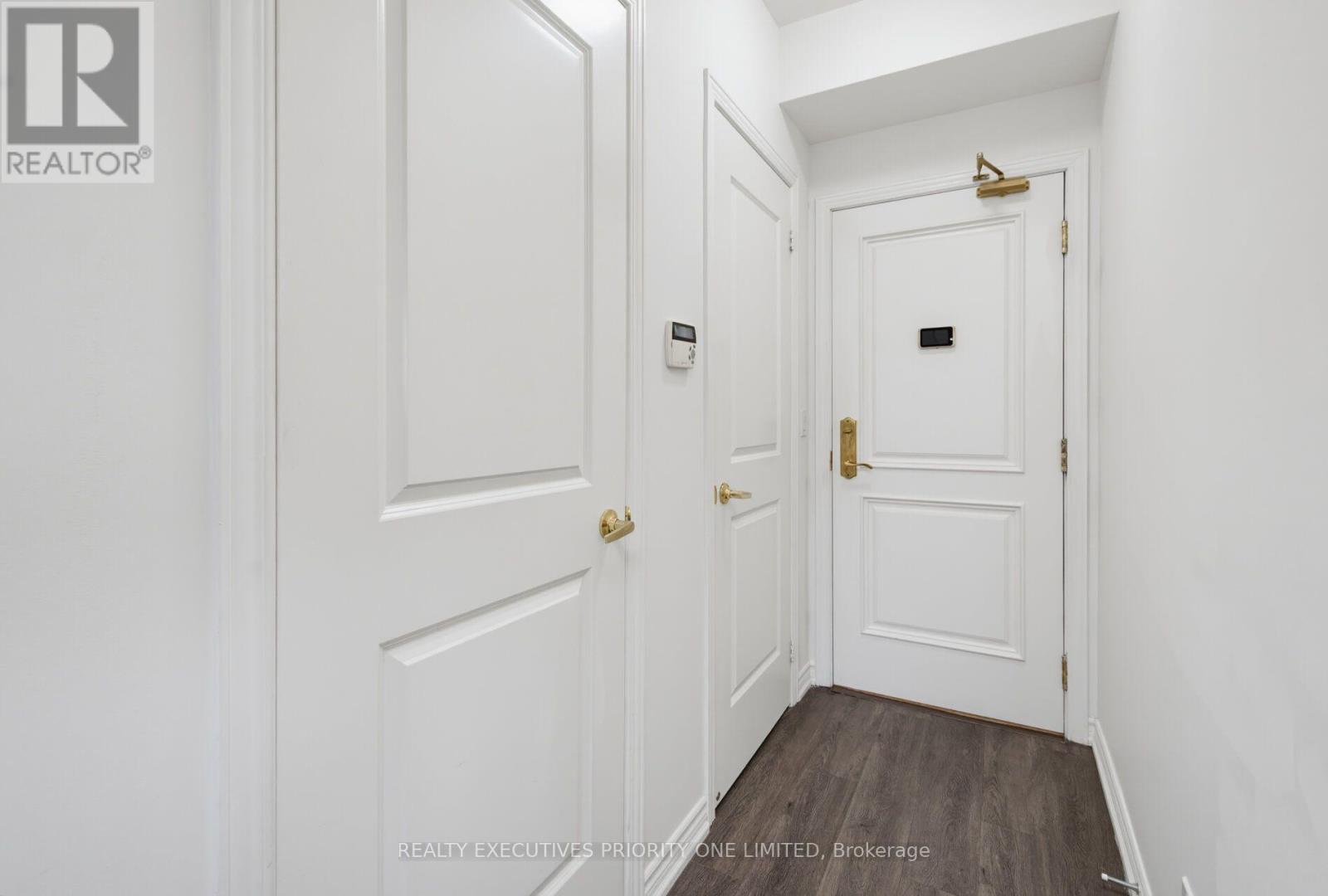 605 - 9225 Jane Street, Vaughan, Ontario  L6A 0J7 - Photo 4 - N13739904