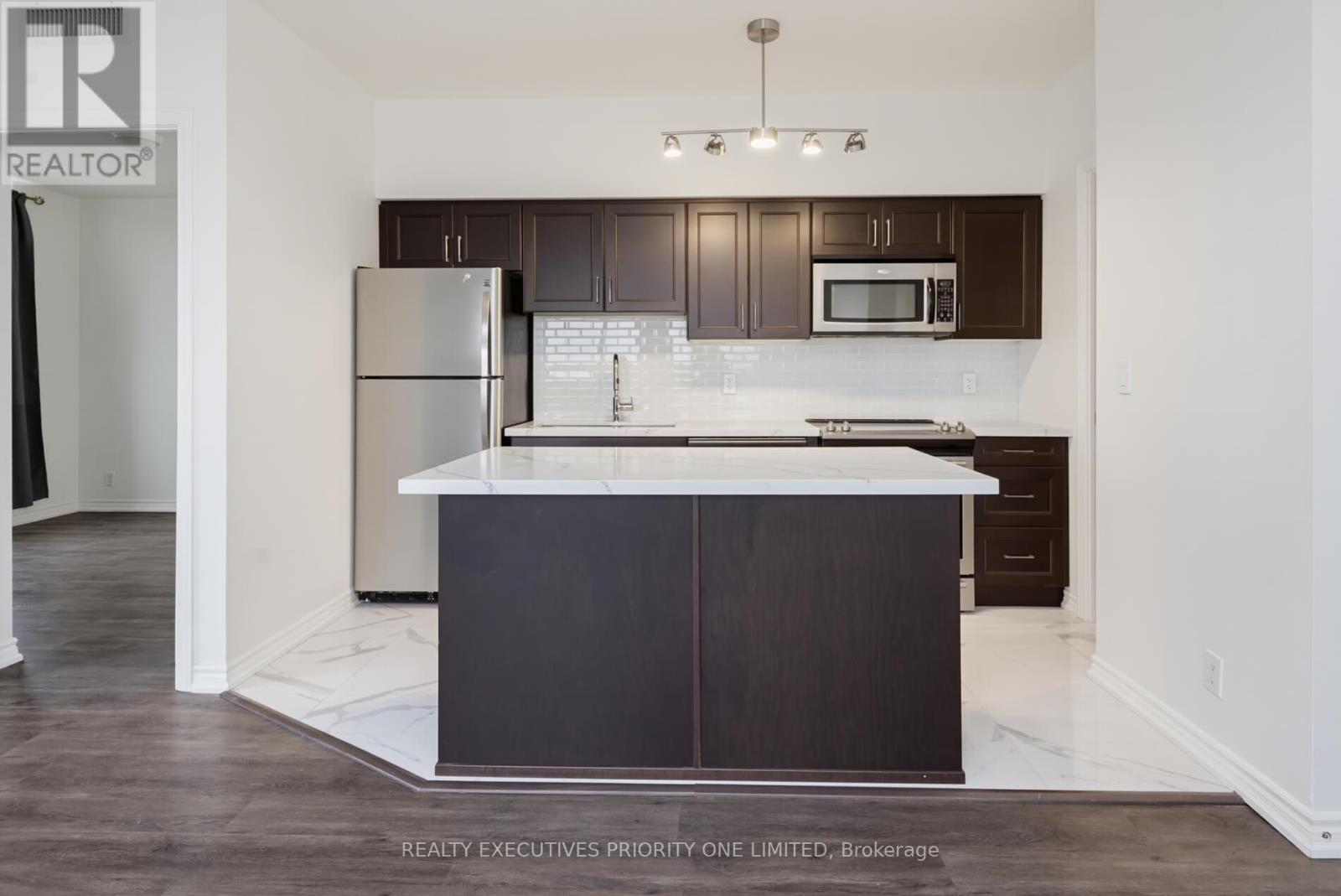 605 - 9225 Jane Street, Vaughan, Ontario  L6A 0J7 - Photo 9 - N13739904