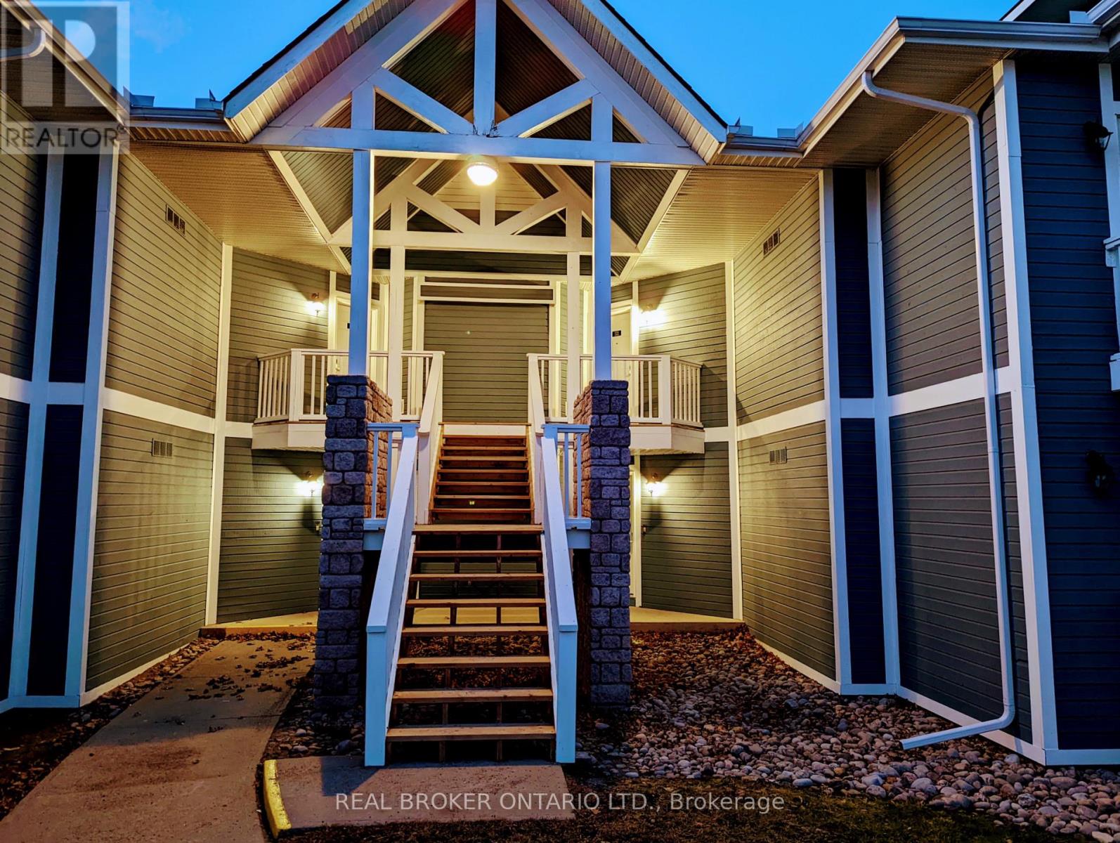 90 Highland Drive, Oro-Medonte (Horseshoe Valley), Ontario  L0L 2L0 - Photo 2 - S13739786