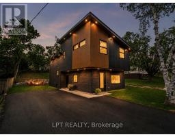 168 BERCZY STREET, Barrie, Ontario