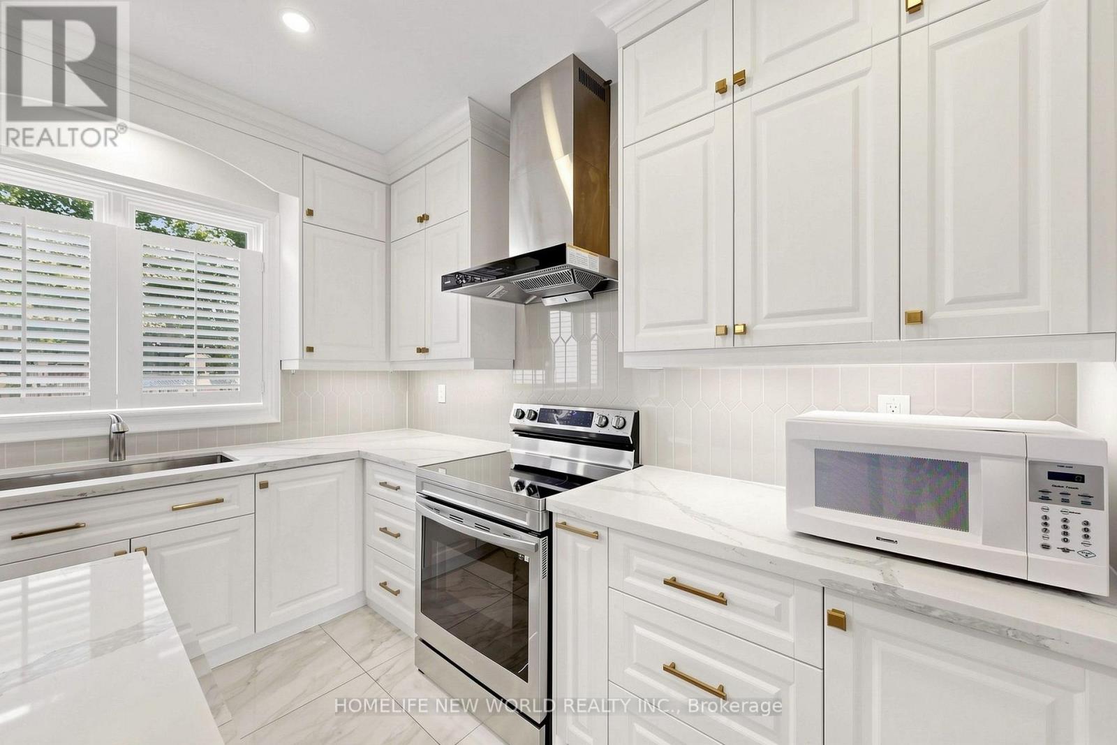 3973 Rolling Valley Drive, Mississauga, Ontario  L5L 5P3 - Photo 16 - W13739802