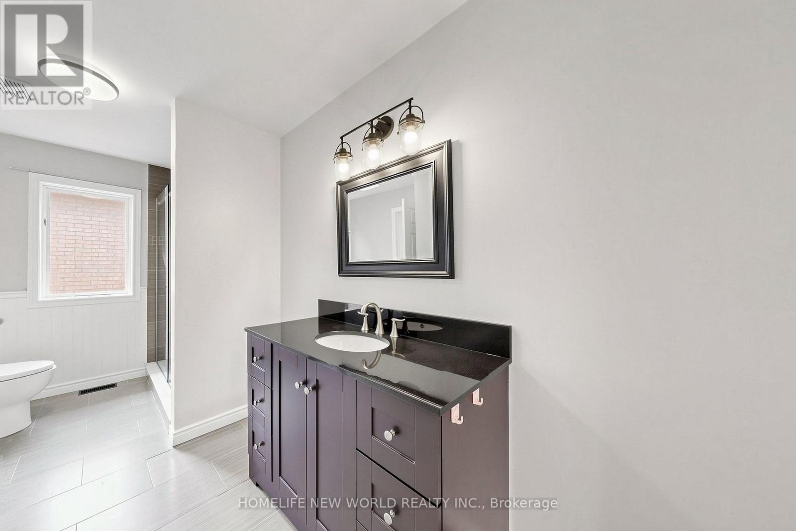 3973 Rolling Valley Drive, Mississauga, Ontario  L5L 5P3 - Photo 36 - W13739802