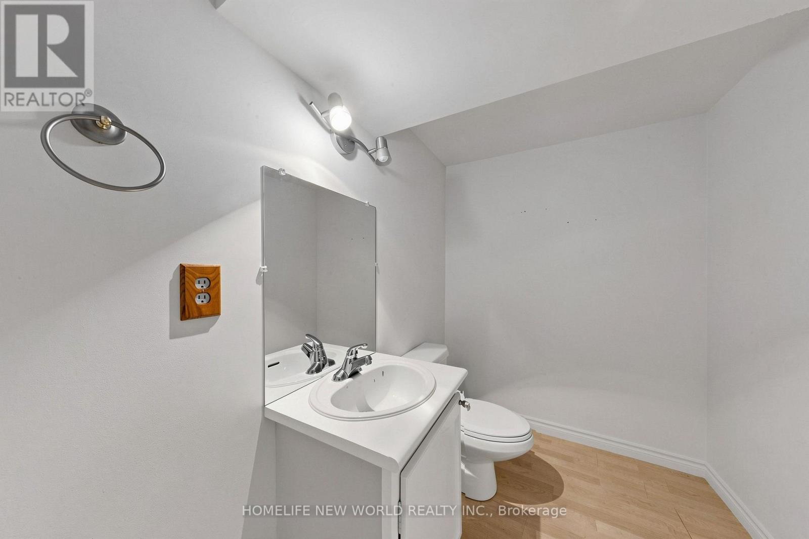 3973 Rolling Valley Drive, Mississauga, Ontario  L5L 5P3 - Photo 43 - W13739802