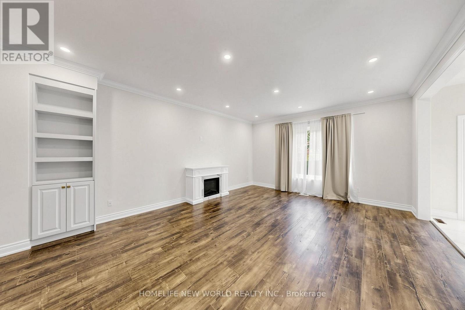 3973 Rolling Valley Drive, Mississauga, Ontario  L5L 5P3 - Photo 8 - W13739802
