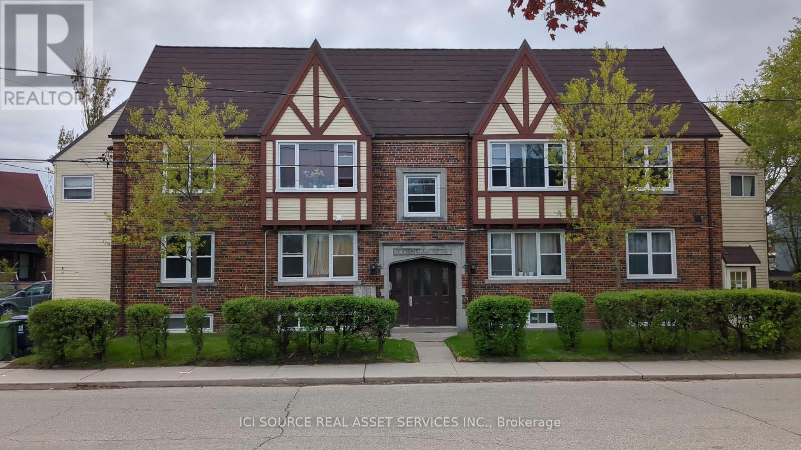 5 - 44 Bartonville Avenue W, Toronto, Ontario  M6M 2B5 - Photo 1 - W13739808