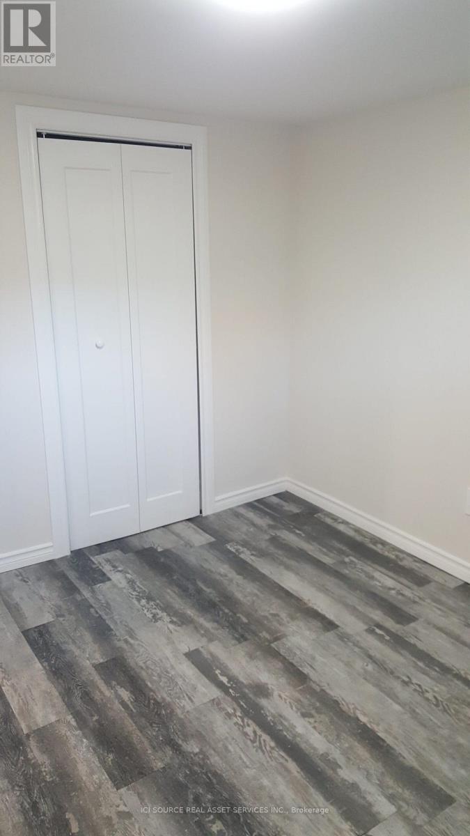5 - 44 Bartonville Avenue W, Toronto, Ontario  M6M 2B5 - Photo 12 - W13739808