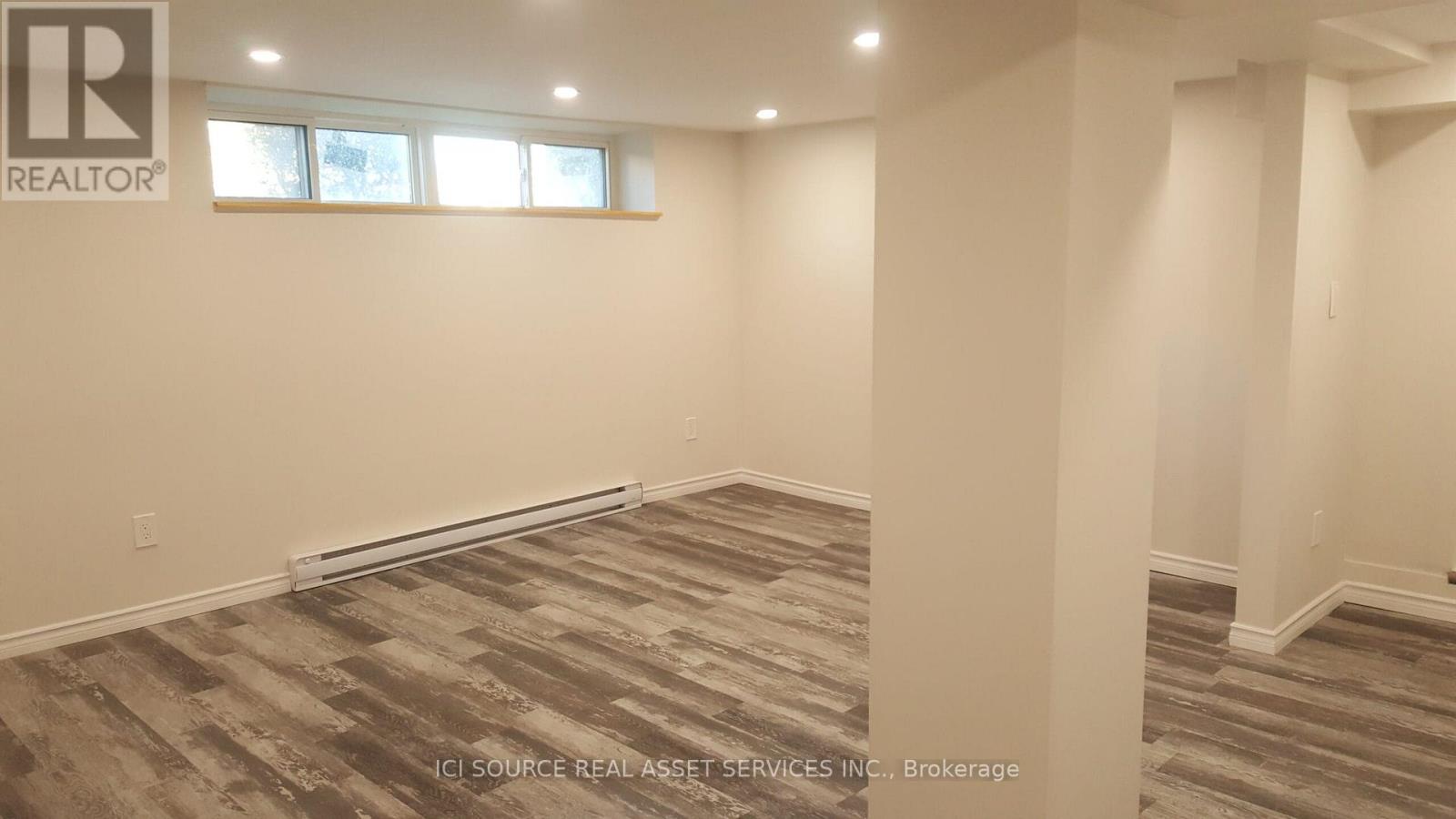 5 - 44 Bartonville Avenue W, Toronto, Ontario  M6M 2B5 - Photo 19 - W13739808