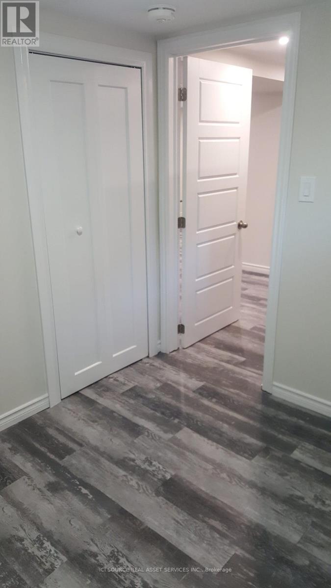5 - 44 Bartonville Avenue W, Toronto, Ontario  M6M 2B5 - Photo 6 - W13739808