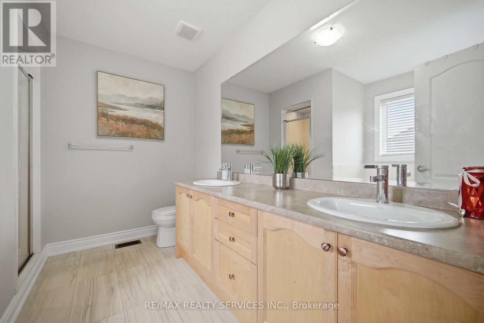 12 Enclave Trail, Brampton, Ontario  L6R 4B3 - Photo 30 - W13739828