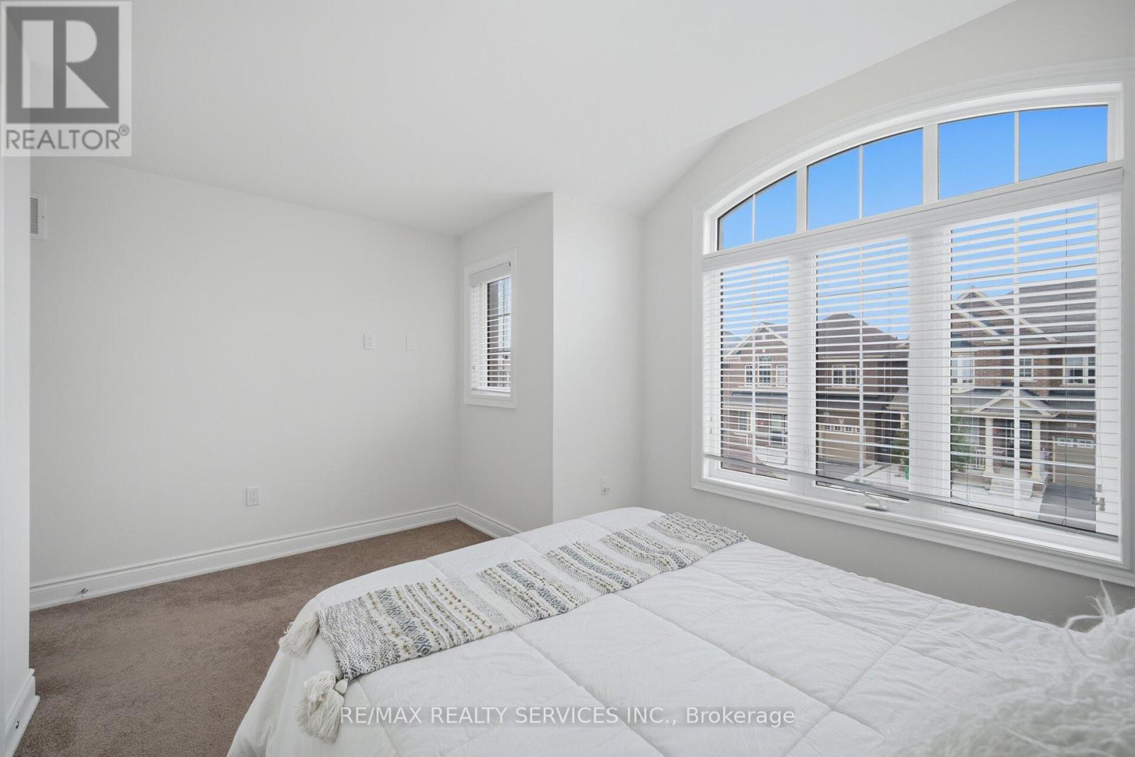 12 Enclave Trail, Brampton, Ontario  L6R 4B3 - Photo 36 - W13739828