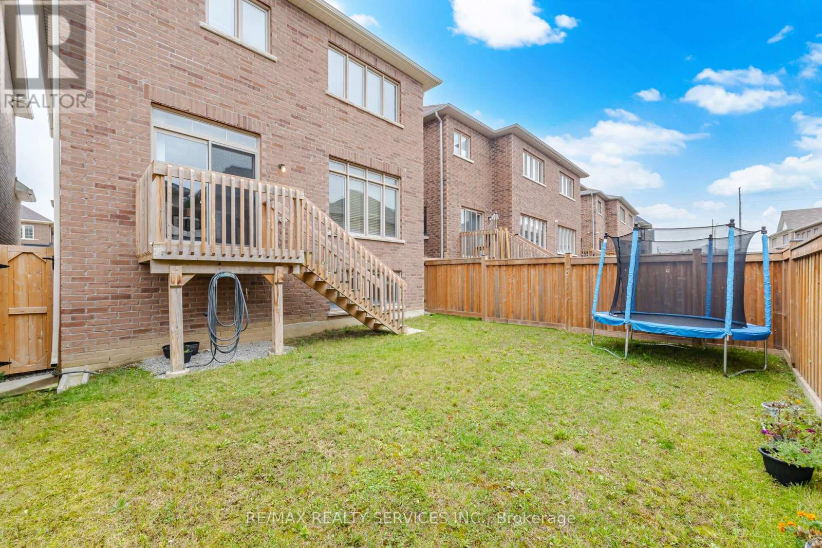 12 Enclave Trail, Brampton, Ontario  L6R 4B3 - Photo 46 - W13739828