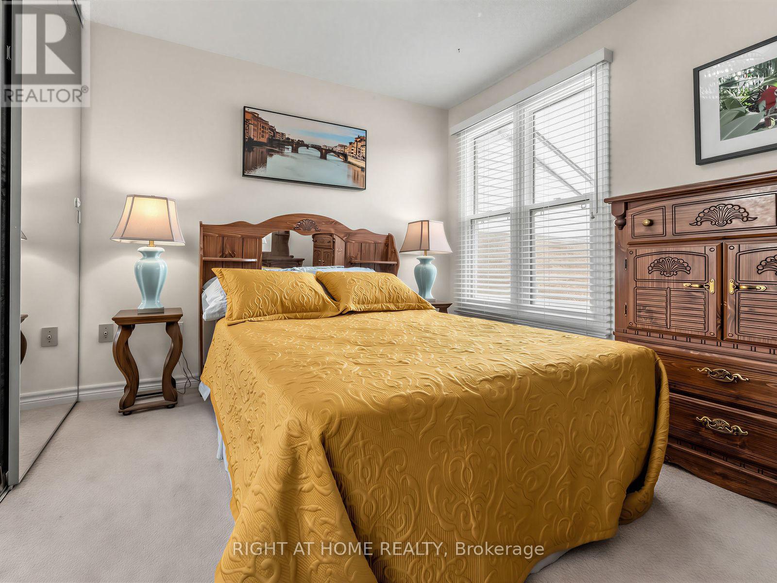 25 - 25 Tamarack Circle, Toronto, Ontario  M9P 3T9 - Photo 18 - W13739830